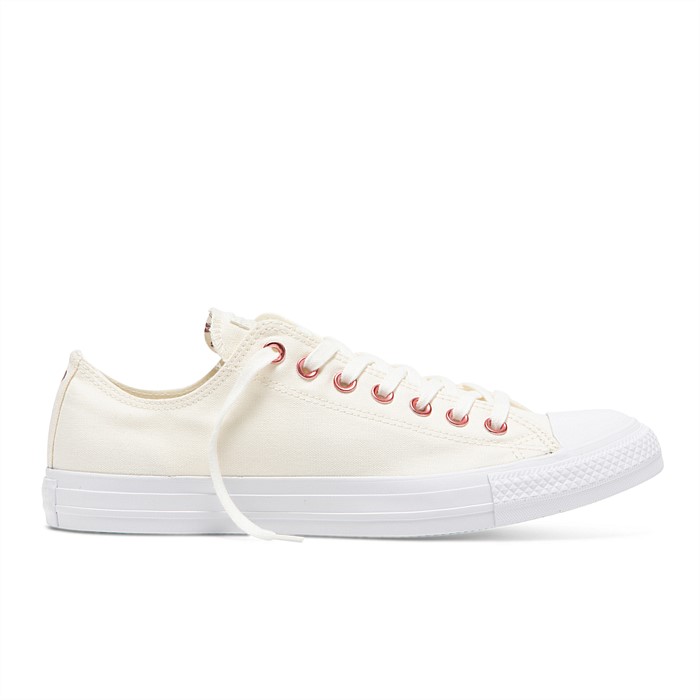 Chuck Taylor All Star Hearts Low Unisex