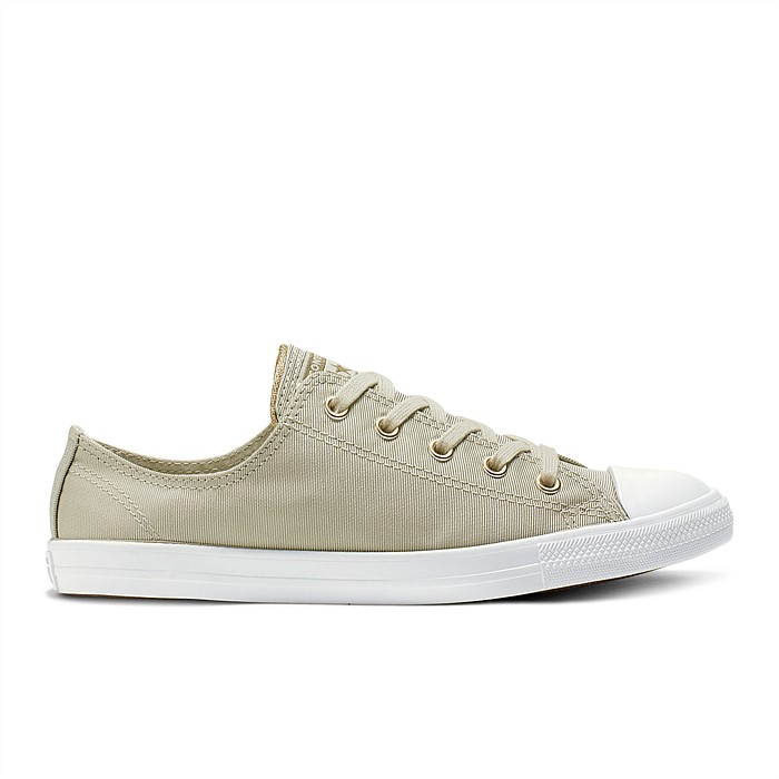Chuck Taylor All Star Dainty Low Womens