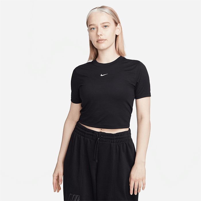 Sportswear Essential Slim-Fit Cropped T-Shirt