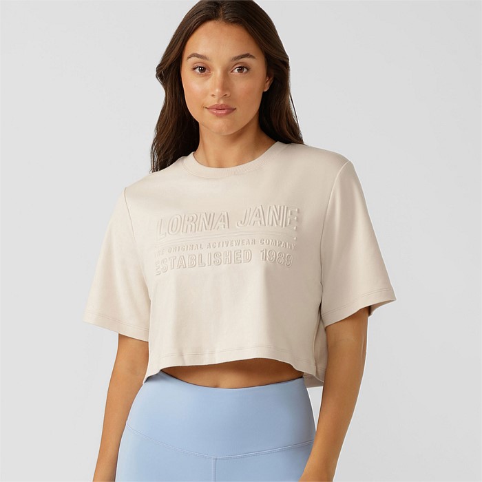 Essential Cropped Tee
