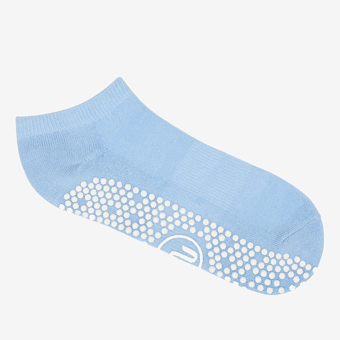 Classic Low Rise Grip Socks in Powder Blue