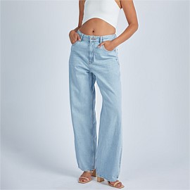 Donna Baggy Jeans In Stream Light Worn
